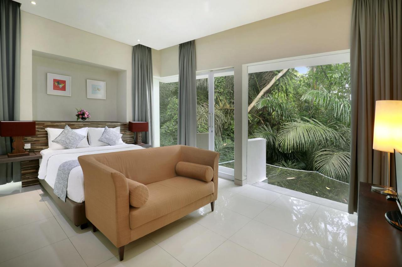 Waterfall Villa *